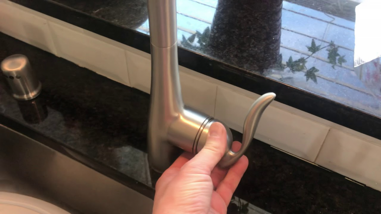 tighten neck on kitchen sink faucet